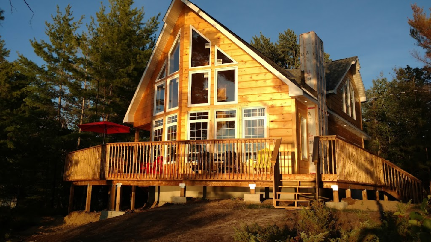 Sunset Cove Lodge